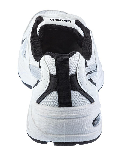 BS152-010 Кроссовки